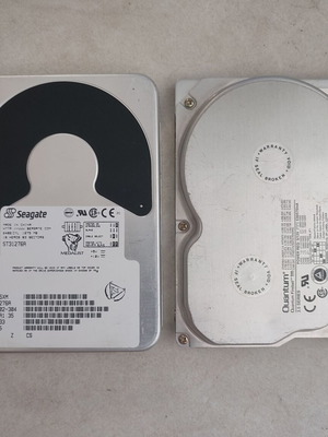 Retro IDE hard drives used, non-functional, pack of 2