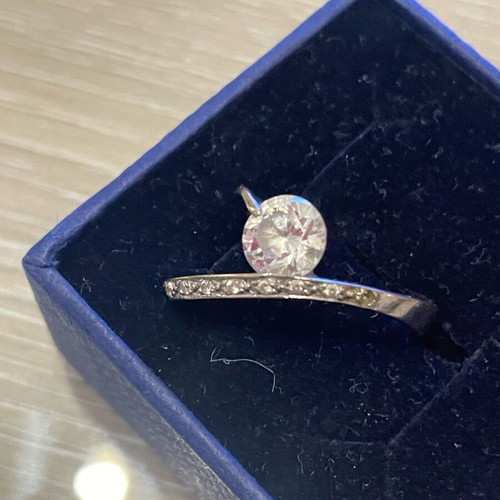 White gold 585 ring used, size 57