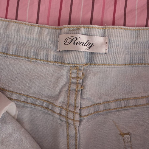 Jean Bermuda shorts like new, ripped, size medium, blue