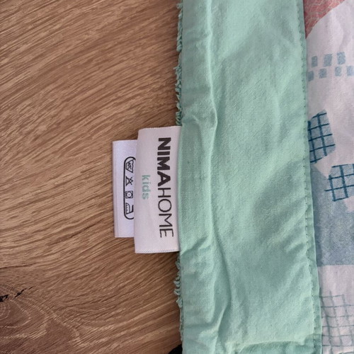 NIMA Home baby towel 75x75 cm like new, 100% cotton
