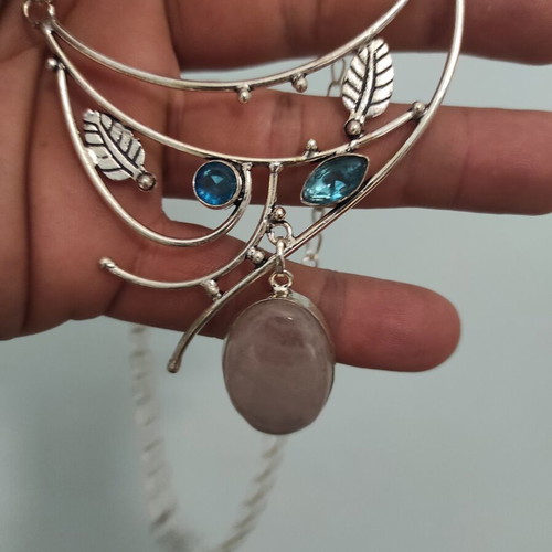 Ethnic necklace with rose quartz and blue topaz new, 40 cm chain