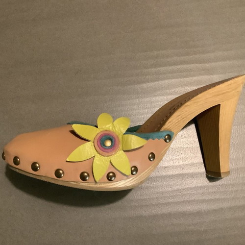 Fornarina summer sandals clogs used No.38 beige on wooden platform