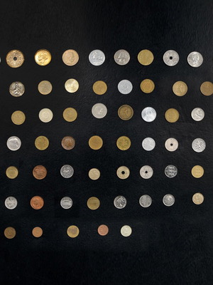 Lot of foreign coins used, large pack of 65 pieces