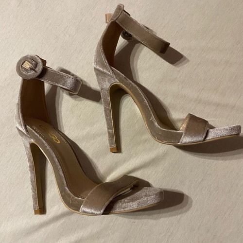 Beige suede GoGo Shoes sandal like new with buckle and 12 cm heel