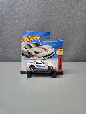 Hot Wheels 11 Corvette Grand Sport new