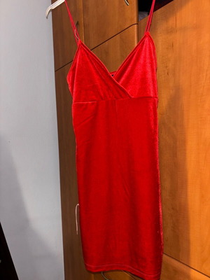 Velvet red dress size M