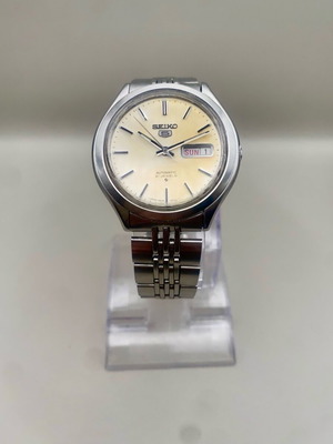 Vintage Seiko 5 Automatic 6319-8020 1976 με μπεζ πατίνα καντράν 39mm