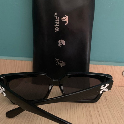 Off White sunglasses black unisex used with case