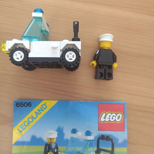 Lego vintage set Precinct Cruiser 6506 used