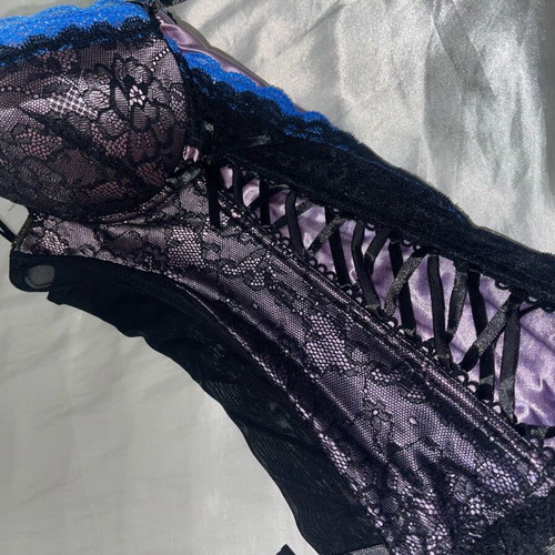 Sexkiss lace corset black blue like new with garter clips