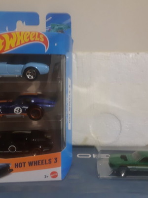 Πακέτο παιχνιδιών Ford Shelby με 3 μοντέλα και δώρο Ford Mustang Mack 1 καινούργιο