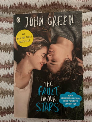 Book The Fault in Our Stars like new, English novel