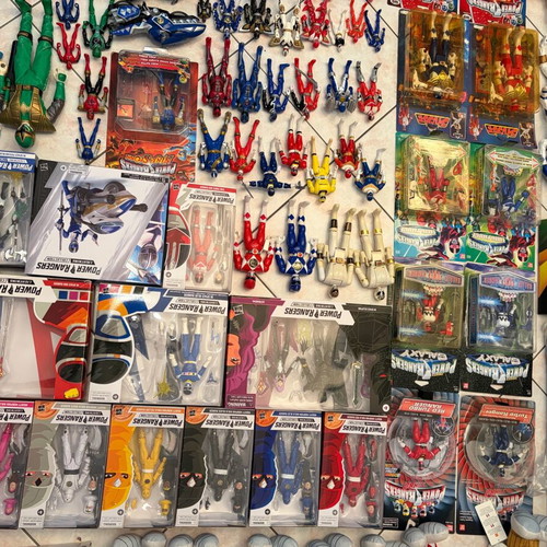 Power Ranger action figures used, lot bundle with all