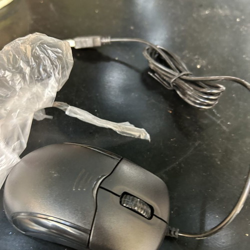 Wired mouse with scroll wheel, new, pack of 5
