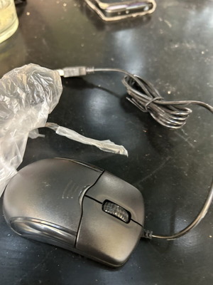 Wired mouse with scroll wheel, new, pack of 5