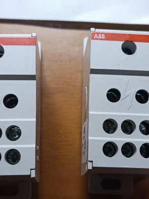 ABB BRU160A Еднополюсен разпределителен блок като нов
