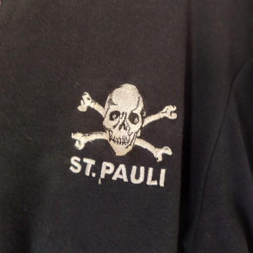St. Pauli Retro Shirt size Large, like new, 100% cotton