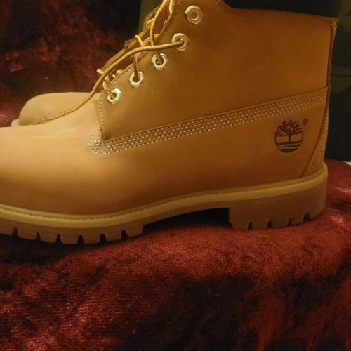 Timberland leather boots size 45 new, brown yellow