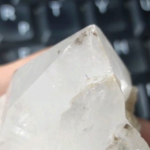 Quartz Penteli new