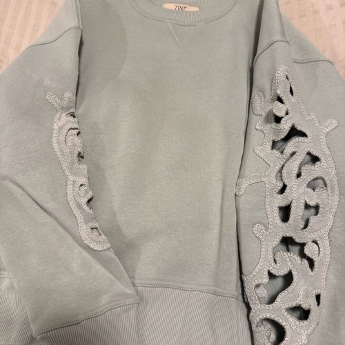 Zini sweatshirt like new, turquoise mint color