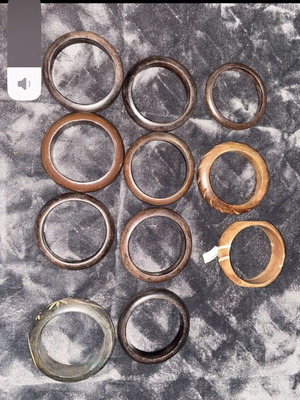 Bracelets like new, assorted set