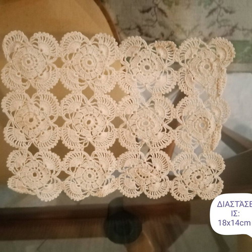 Handmade knitted doilies pairs, new, set of 4