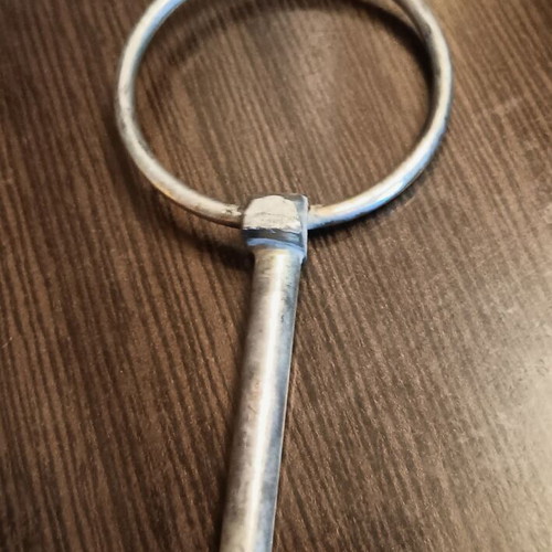 Safety pin, foldable for versatile use