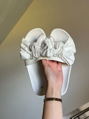 White double-layer slippers with bow like new, size 39