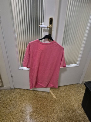 Pink t-shirt used, size Large