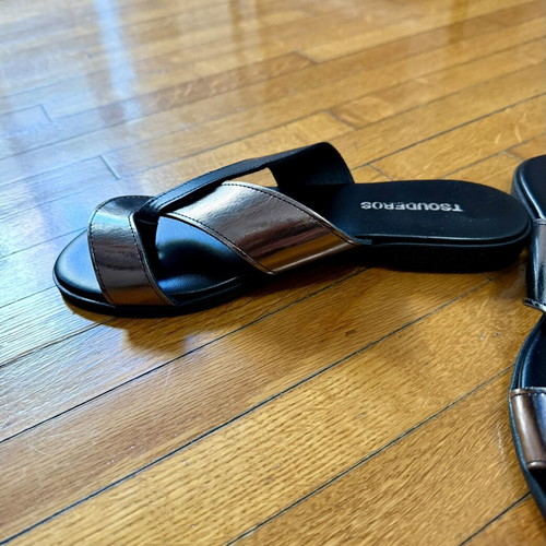 Sandals new, size 37, black with soft surface