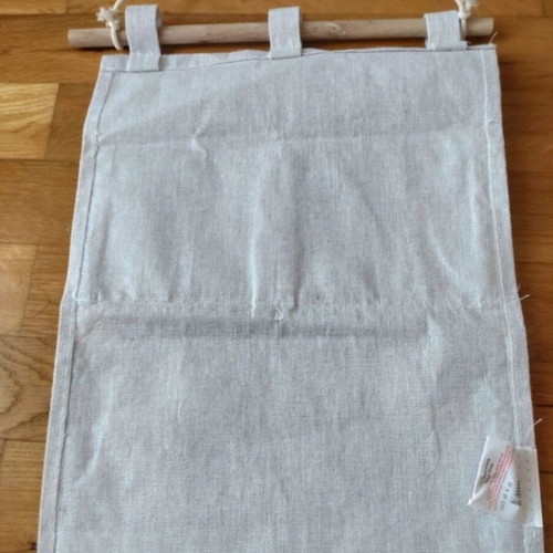 Hanging case unused 30 x 37 cm