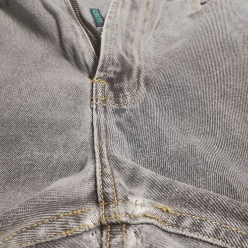 Nautica jean pants used, gray, size 32, loose fit