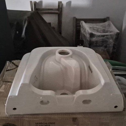Villeroy Subway Sink like new, 50 x 39 cm with inox siphon