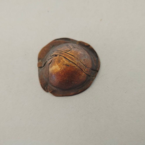 Bronze decorative item used with oxidation and scratches