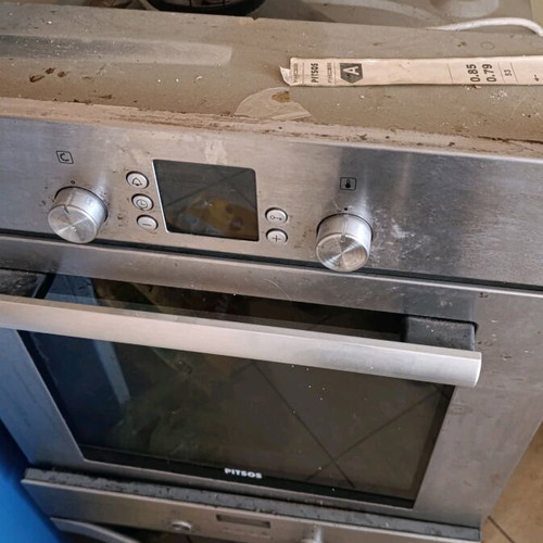 Pitsos and NEF built-in ovens like new, set of 2
