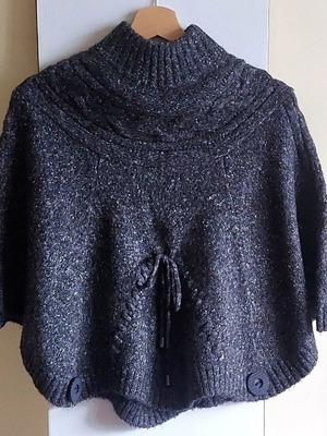 Finery wool batwing cape, anime style, size S/M
