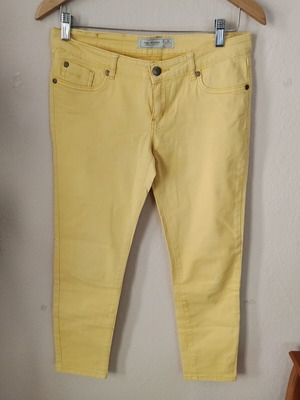 Pink Woman yellow slim jeans like new, size 36