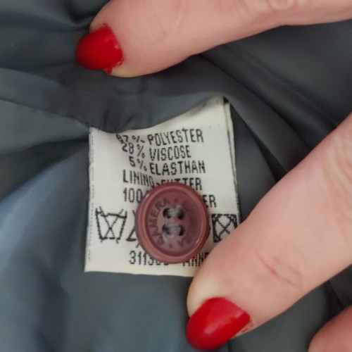 Camera Collection Office Skirt like new, sizes M and L