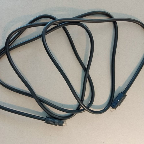 Optical cable 1.5m like new