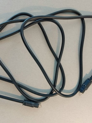 Optical cable 1.5m like new