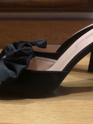 Mules with bow new, size 40, black