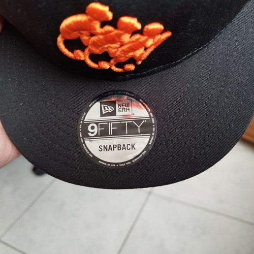 Καπέλο Monkey Snapback New Era 9FIFTY Σαν καινούργιο, ρυθμιζόμενο, μαύρο πορτοκαλί