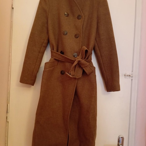 Mango wool coat like new, medium brown camel color, funnel neck