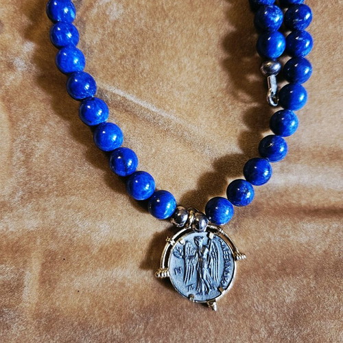 Handmade vintage necklace with lapis lazuli, 585 gold and silver like new