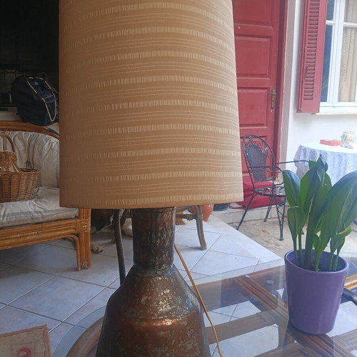Table lamp handmade with large copper base 45 cm used
