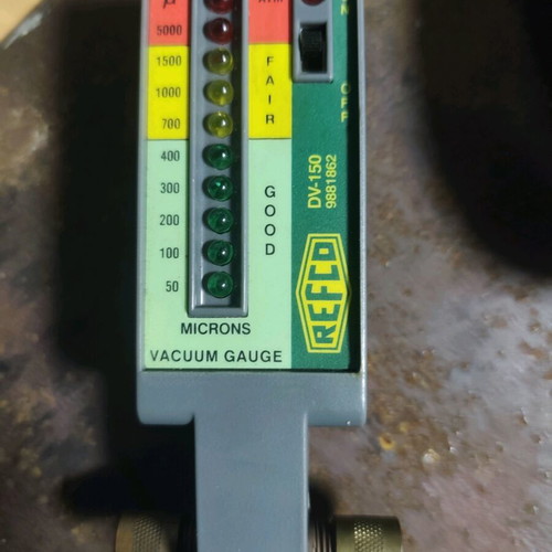 Refco DV-150 electronic vacuum gauge used