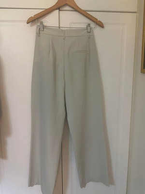 Pull and Bear pants new