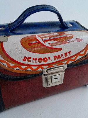 Children's leather lunch box new with lock from the 70s