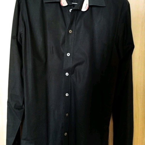 Burberry black shirt like new with checkered details