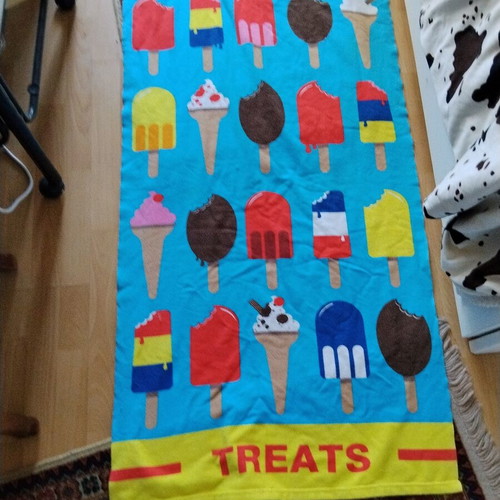 Summer Treats beach towel microfiber
